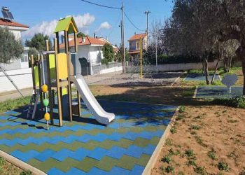 Αλλάζουν όψη οι παιδικές χαρές του Δήμου