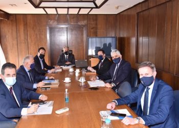 Πρώτη συνάντηση ΚΕΔΕ με Βορίδη - Πέτσα: «Θα αλλάξει ο εκλογικός νόμος»