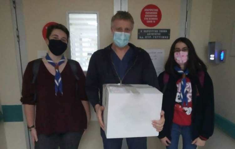 «Έσο έτοιμος» στην κοινωνική προσφορά από προσκόπους του Χολαργού