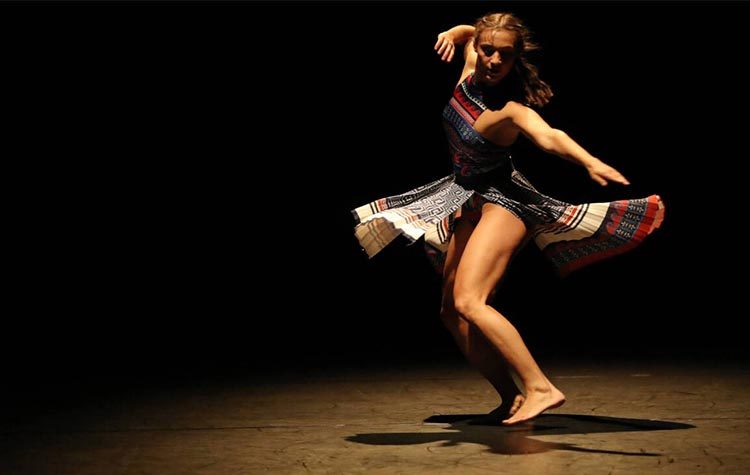 Online streaming της χορευτικής παράστασης «The Thread»