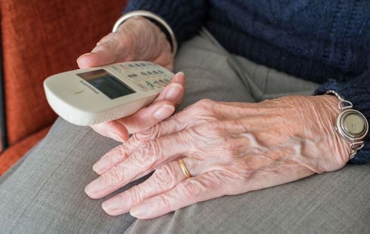 Δήμος Χαλανδρίου: «Κανένας ηλικιωμένος μόνος του στην καραντίνα»