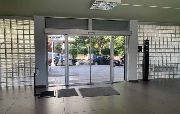 Με θερμικές πύλες άνοιξαν τα Γυμνάσια στον Δήμο Παλαιού Φαλήρου