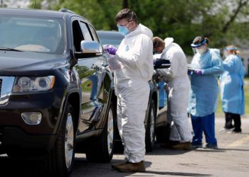 Drive through μοριακό τεστ ανίχνευσης κορωνοϊού στις 7 Μαρτίου