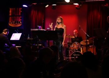 Ερωτική διαδικτυακή συναυλία με την Όλγα Βενέτη στις 14 Φεβρουαρίου