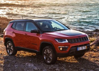 Jeep Compass 1.3T 150 PS 2WD: Έρχεται δυναμικό και ανανεωμένο