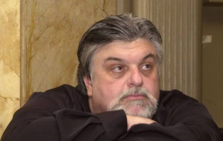 To «αντίο» Διοίκησης και Δημοτικού Συμβουλίου στον σκηνοθέτη Βασίλη Νικολαΐδη