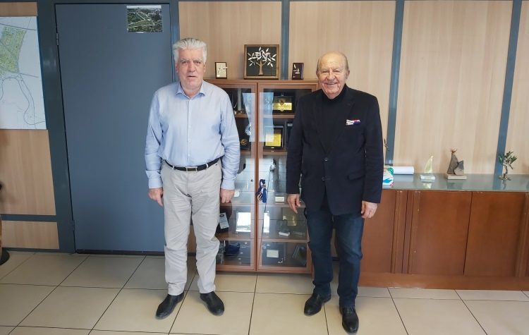 Τετ α τετ του Βασίλη Ζορμπά με τον Κρις Σπύρου