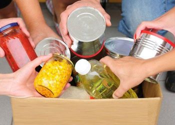 Δήμος Περάματος: Διανομή τροφίμων και προϊόντων στους δικαιούχους ΤΕΒΑ