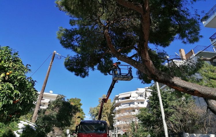 «Τα συνεργεία του Δήμου Αμαρουσίου επιχειρούν αδιάκοπα για την αποκατάσταση των προβλημάτων»