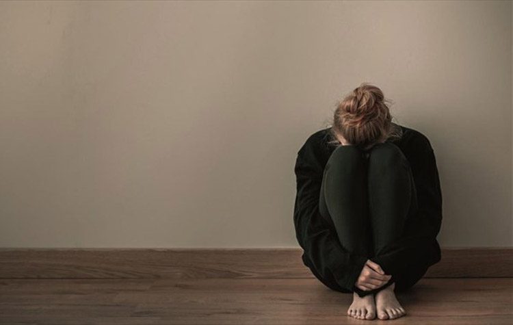 Η κατάθλιψη εν μέσω της πανδημίας του Covid-19 σε πρώτο πλάνο