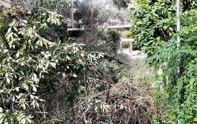 Καταγγελία κατοίκων του Κοντοπεύκου: Για 6η μέρα χωρίς πρόσβαση στα σπίτια τους