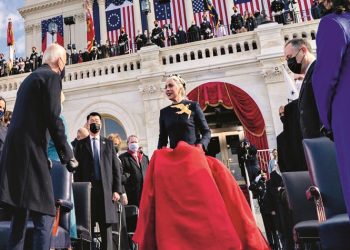 Άρτος και θεάματα…