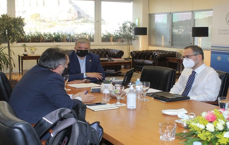 Συνάντηση Πατούλη με τον διευθύνοντα σύμβουλο του ΔΕΔΔΗΕ για την υπογειοποίηση του δικτύου