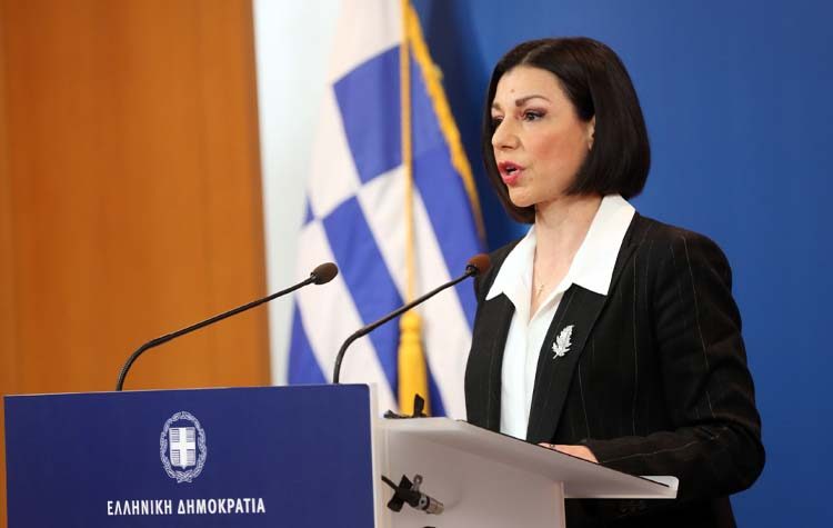 Πελώνη: «Ένας ατυχής επικοινωνιακός χειρισμός δεν συνιστά λόγο αποπομπής της κ. Μενδώνη»