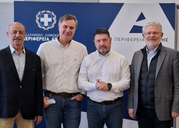 Συνάντηση των επικεφαλής τριών παρατάξεων με τον Ν. Χαρδαλιά