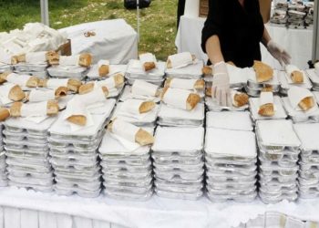 Σαρακοστιανά γεύματα για όλους από τον Δήμο