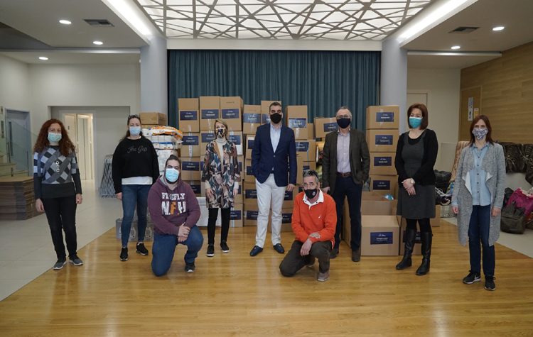 Παραδόθηκε η βοήθεια αλληλεγγύης στην Ελασσόνα