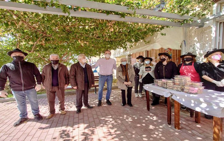 Σε φιλόξενο κλίμα η διανομή των σαρακοστιανών