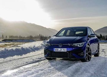 Το νέο Volkswagen Golf R με 320 PS σημείο αναφοράς στη δυναμική οδήγηση