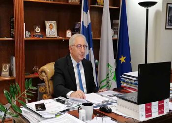 Θ. Αμπατζόγλου: «Με δημιουργικό διάλογο θωρακίζουμε μαθητές, εκπαιδευτικούς και γονείς»