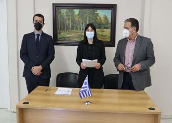 Υπεγράφη η σύμβαση μεταξύ ΑΔΜΗΕ και αναδόχου για τη μεταφορά των πυλώνων
