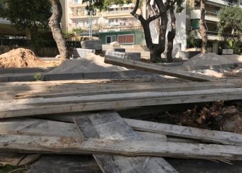 Συμμαχία Πολιτών: «Γιατί δεν είναι ακόμα έτοιμες οι αιθουσες για τα νηπιαγωγεία στα κοντεϊνερ;»
