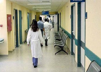 ΣΥΡΙΖΑ - ΠΣ: Δικαίωση του βοηθητικού και ιατρικού προσωπικού του ΕΣΥ με σχέση εργασίας ορισμένου χρόνου