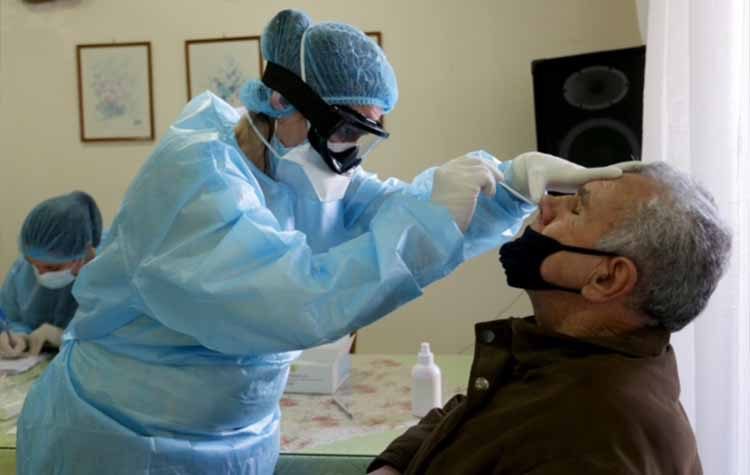 Εντατικά rapid tests σε όλη την Αττική από Περιφέρειας και ΙΣΑ