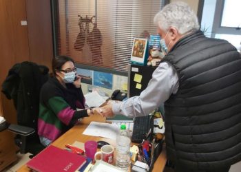 Το συμβολικό «χρόνια πολλά» του Β. Ζορμπά για την Ημέρα της Γυναίκας