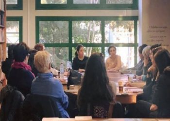 Διαδικτυακή επανεκκίνηση για τη Σχολή Γονέων της Δημοτικής Βιβλιοθήκης