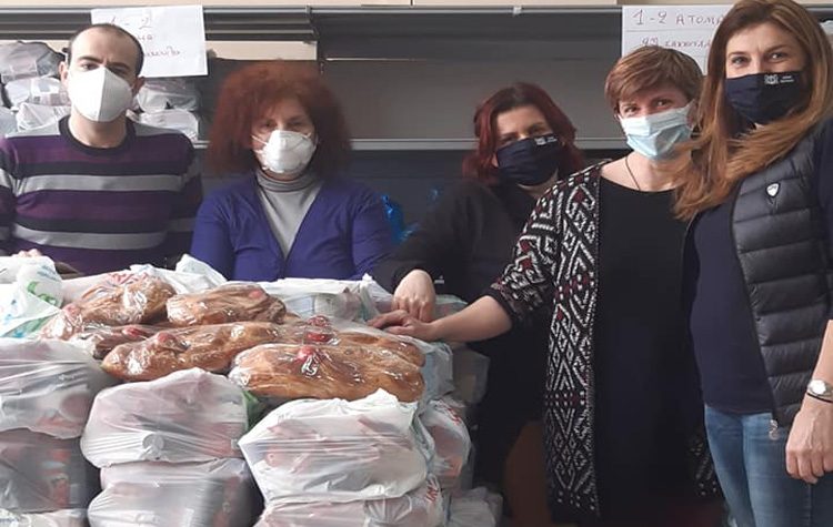 Ξεκίνησε η διανομή τροφίμων για το Πάσχα στις ευπαθείς ομάδες