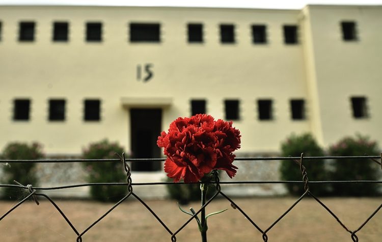 ΠΕΑΕΑ-ΔΣΕ: «Απαιτούμε να σταματήσει κάθε σχέση με το “Ελληνογερμανικό Ταμείο για το Μέλλον”»