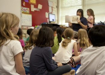 7ο Δημοτικό: Συγκέντρωση τροφίμων για τις ευπαθείς οικογένειες του σχολείου