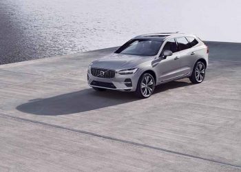 Volvo XC60: Το best seller της εταιρείας είναι τώρα πιο έξυπνο από ποτέ