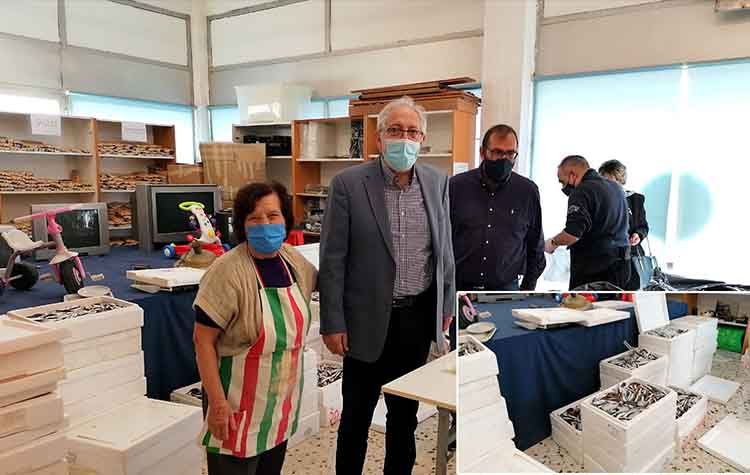 Διανομή νωπών αλιευμάτων σε ευπαθείς Μαρουσιώτες