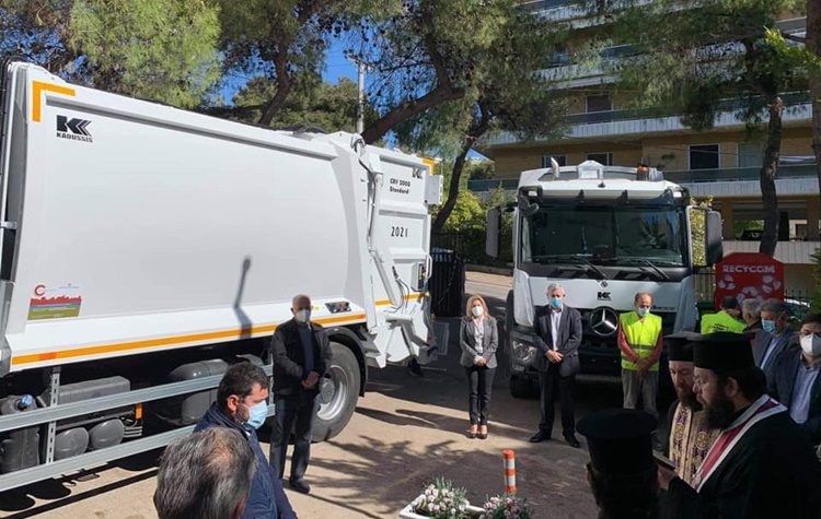 Δύο νέα σύγχρονα απορριμματοφόρα στον Δήμο