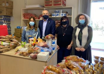 Ηλίας Αποστολόπουλος: «Κανείς χωρίς βοήθεια το Πάσχα»