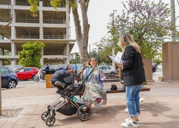 Ένα βιβλίο - δώρο από τον Δήμο για κάθε περαστικό στον Δρόμο των Ποιητών