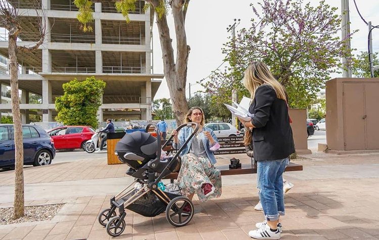 Ένα βιβλίο - δώρο από τον Δήμο για κάθε περαστικό στον Δρόμο των Ποιητών