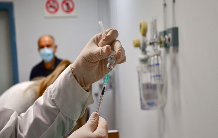 Εμβολιαστικό κέντρο στον Άγιο Στέφανο από τις 5 Μαΐου