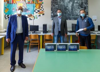 Μοιράστηκαν tablet σε Νηπιαγωγεία και Δημοτικά από τον Δήμο