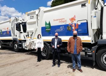 Εκσυγχρονίζεται ο στόλος του Δήμου με δύο νέα απορριμματοφόρα