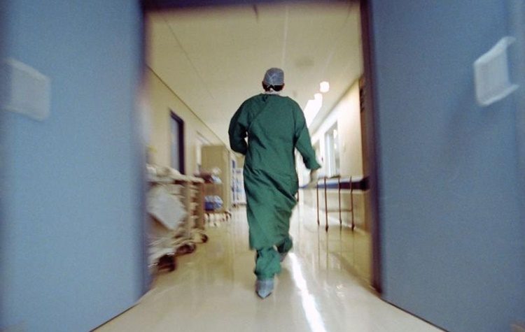 Σωματείο Εργαζομένων «Α. Φλέμινγκ»  «Δεν αντιμετωπίζεται η πανδημία με επικοινωνιακά κόλπα»