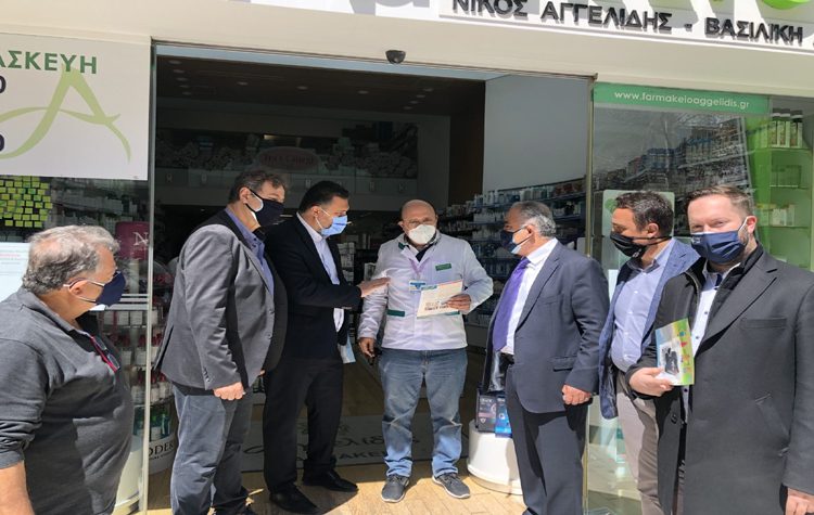 Διανομή υγειονομικού υλικού στα καταστήματα του Δήμου