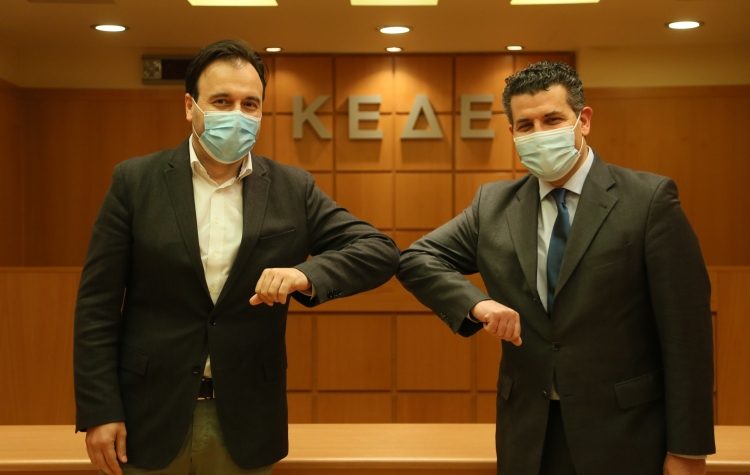 Τετ α τετ του Σ. Ησαΐα με τον Δ. Παπαστεργίου