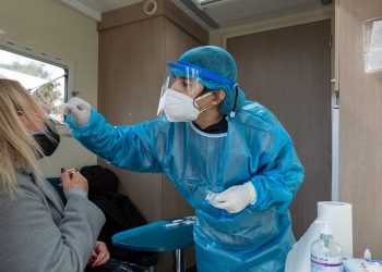 Rapid tests: Κάλεσμα του Δήμου στους νέους για διακοπή της διασποράς