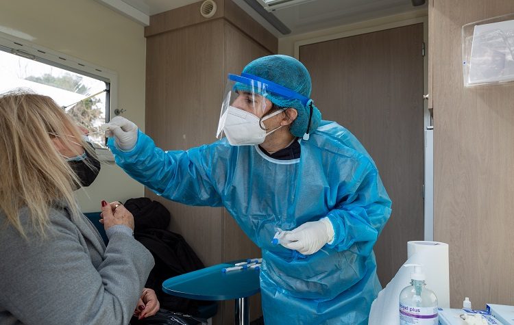 Rapid tests: Κάλεσμα του Δήμου στους νέους για διακοπή της διασποράς