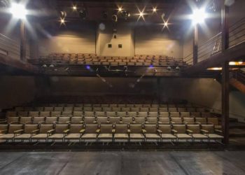 Σπονδυλωτή διαδικτυακή παράσταση «Βαθιά ματιά» στις 21 και 23/4