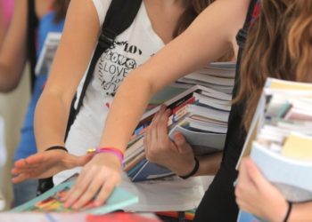 Γονείς Χολαργού: Αντί αποσυμφόρησης, κίνδυνος συγχωνεύσεων από την ίδρυση νέου σχολείου