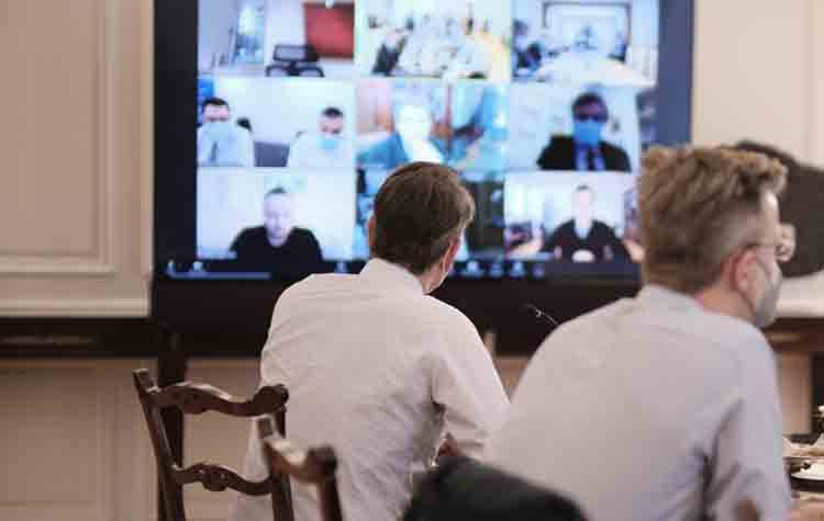 613 μαθητές και εκπαιδευτικοί βρέθηκαν θετικοί